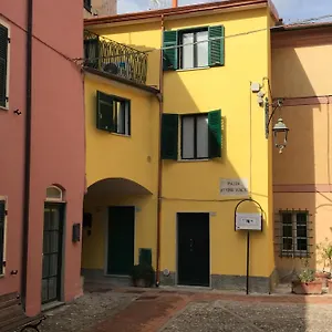 casa-camilla-monte-marcello.hotelitalianriviera.com/